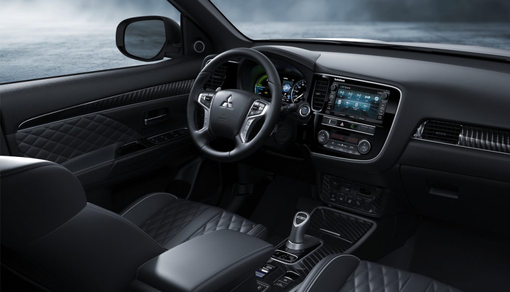 Mitsubishi Outlander PHEV5