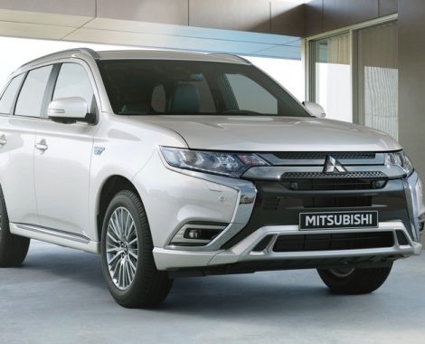 19MY_OUTLANDER_PHEV_EU_LHD_C_11-12_Styling_master
