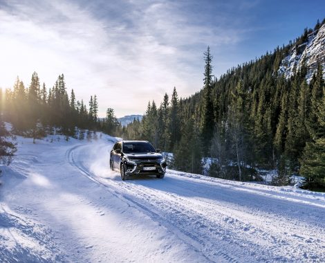 Mitsubishi Outlander PHEV på vinterføre